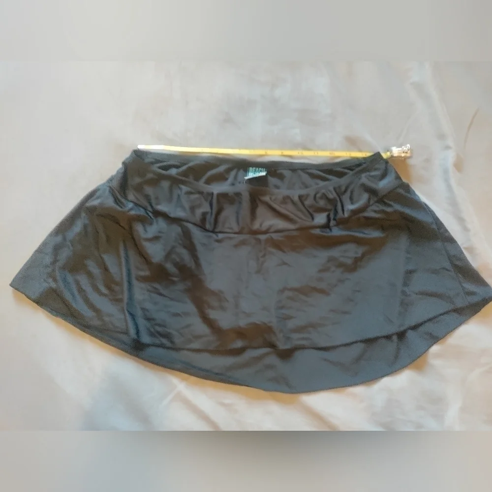 Beach bump bathingsuit skirt bottom